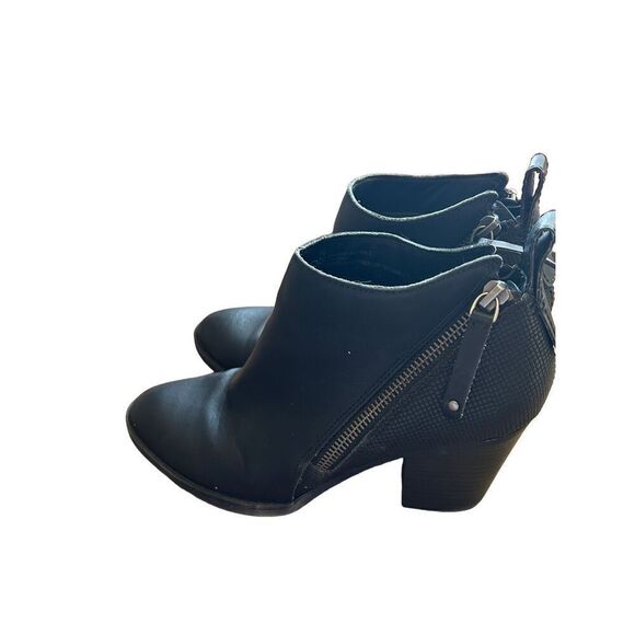 DV Dolce Vita Jayden Black Faux Leather Heeled Ankle Booties Block Zip Women's 6 - Picture 3 of 7